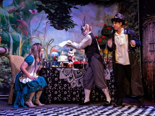 ALICE'S WONDERLAND | MacBeth & Cheese